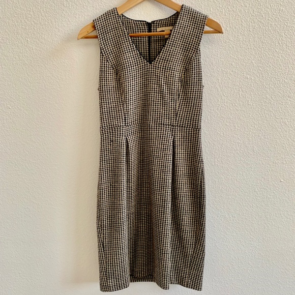 Banana Republic Houndstooth V-neck Dress Sz S - Picture 1 of 6